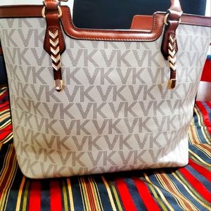 Women handbag